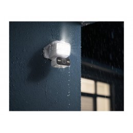 TP-Link Tapo C710 Outdoor Pan/Tilt Security Floodlight Camera | TP-LINK