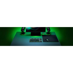 Razer | Gigantus V2 Soft | Large | Rubber foam | Gaming mouse pad | 450 x 3 x 400 mm | Black